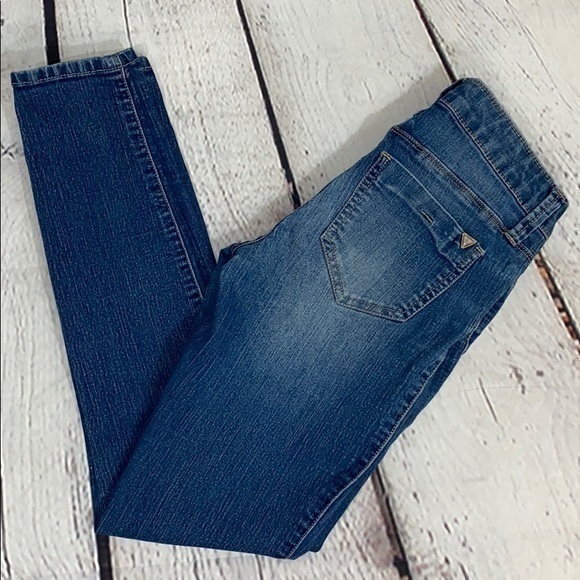Guess Denim - Guess brand Maxine skinny fit jeans, size 24